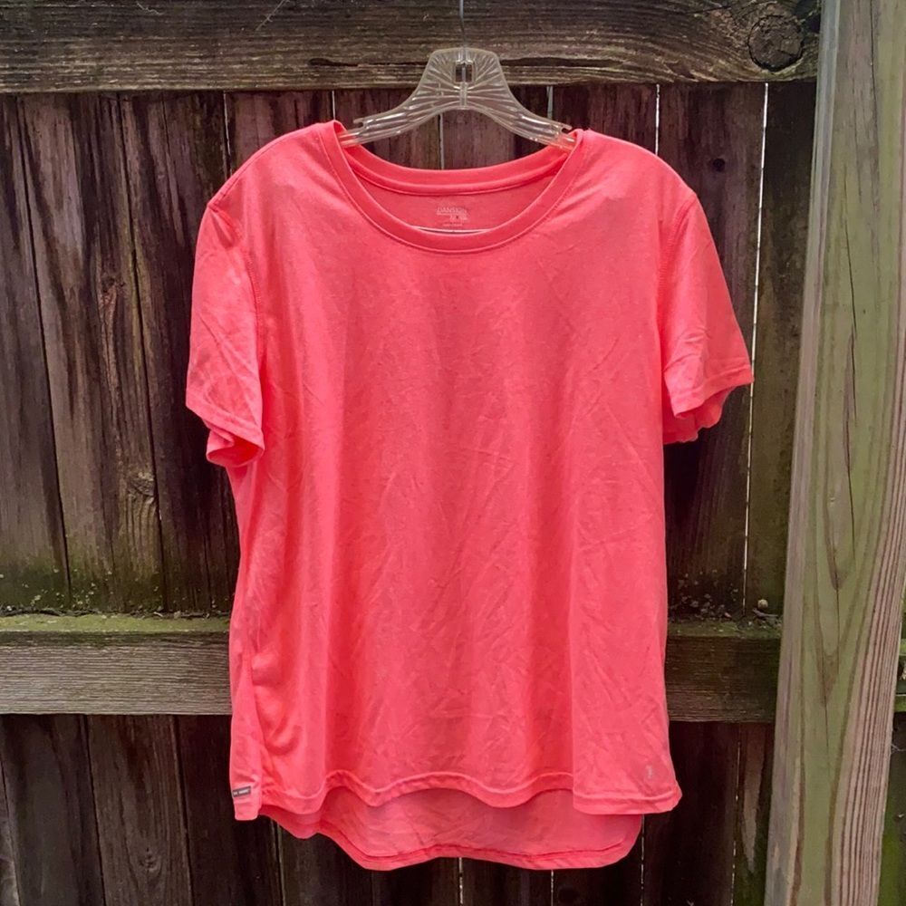 Danskin Now semi fitted top sz. XXL